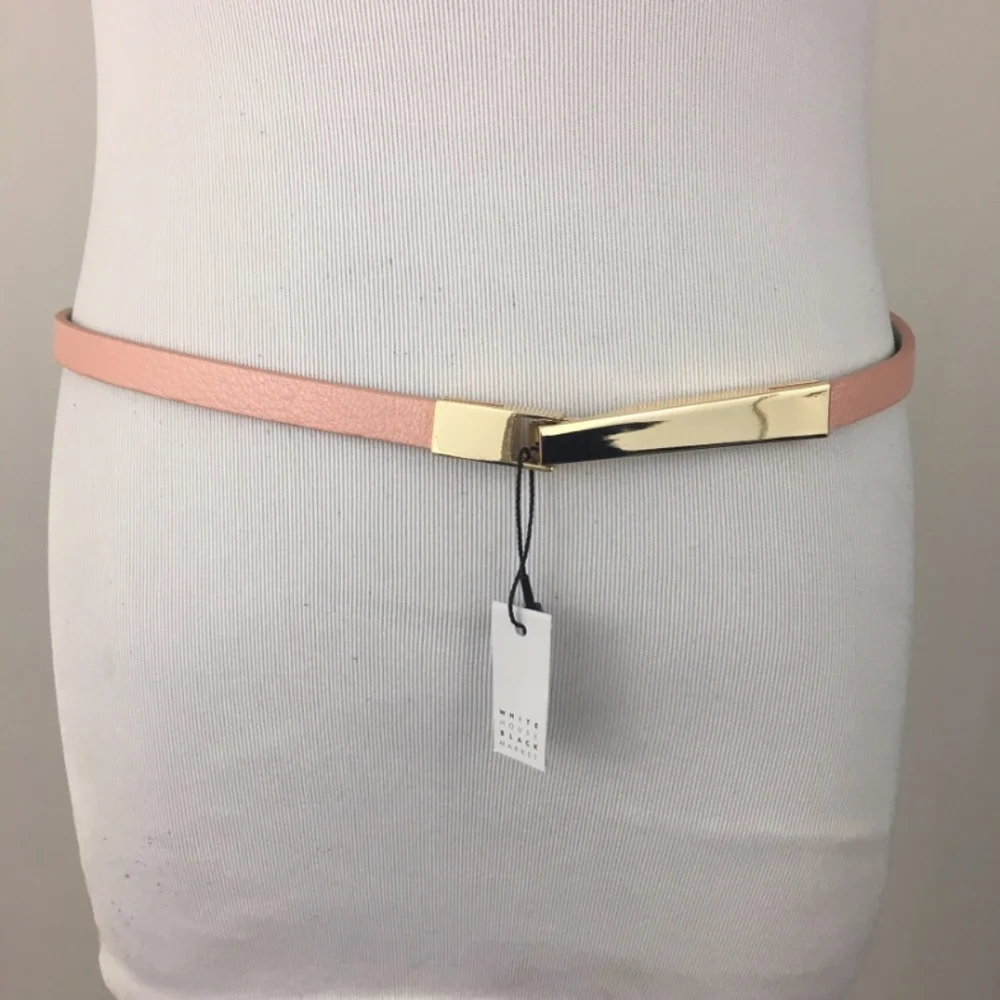 ❤️ WHBM Pink Skinny Stretch Belt